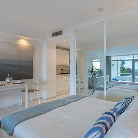 Luminoso Estudio Con Terraza, Piscina Y Vistas Al Mar *