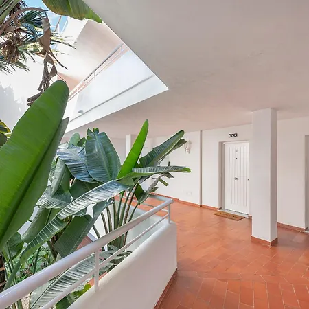Luminoso Estudio Con Terraza, Piscina Y Vistas Al Mar Apartment